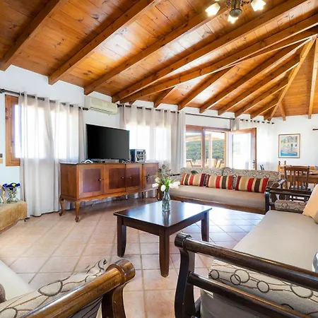 4-bedroom House Villa