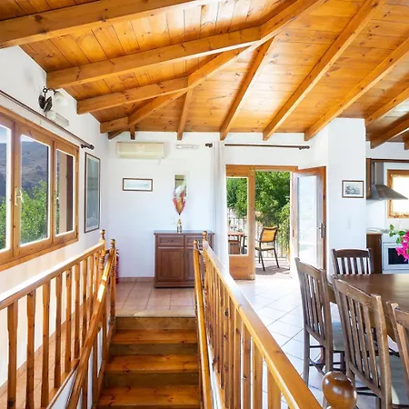 4-bedroom House *