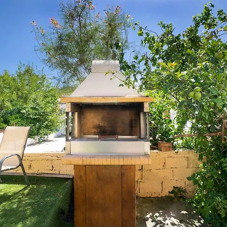 4-bedroom House Villa Topolia